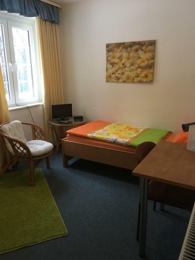 Zimmerfrei Wuppertal Kronenberg Eksteriør bilde